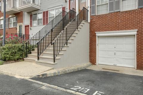 59 Yancy Dr, Newark, NJ 07103 photo 18