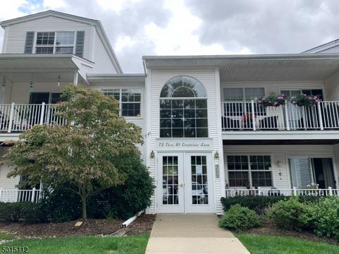 73 Crestview Ln, Mount Arlington, NJ 07856 photo 1