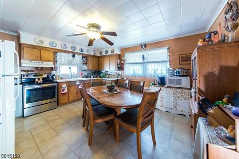 18 Franklin Ave, Wallington, NJ 07057 photo 7