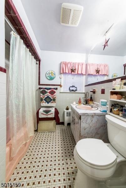 18 Franklin Ave, Wallington, NJ 07057 photo 12