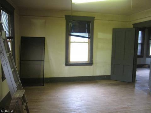 280 W Main St, Bound Brook, NJ 08805 photo 5
