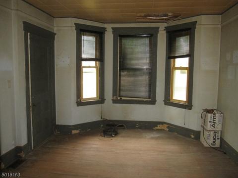 280 W Main St, Bound Brook, NJ 08805 photo 6