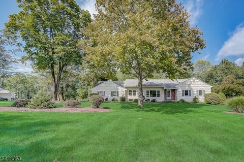 11 Heritage Dr, Warren, NJ 07059 photo 2
