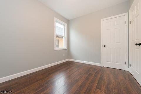 517 E 31st St, Paterson, NJ 07504 photo 17