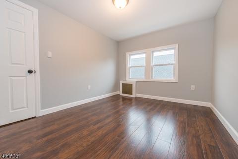 517 E 31st St, Paterson, NJ 07504 photo 12