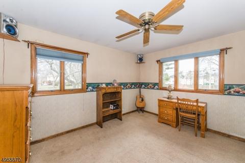 29 Cadmus Pl, Wayne, NJ 07470 photo 17