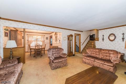 29 Cadmus Pl, Wayne, NJ 07470 photo 3