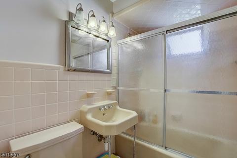 442 Dewitt Ave, Belleville, NJ 07109 photo 14