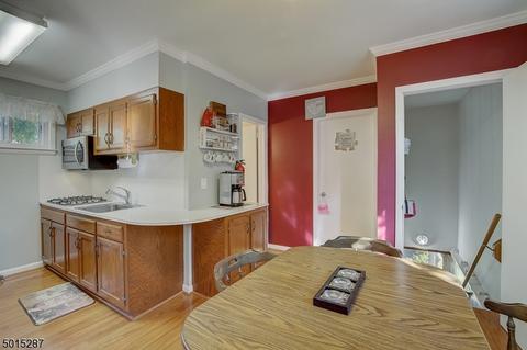 442 Dewitt Ave, Belleville, NJ 07109 photo 9