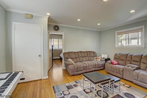 442 Dewitt Ave, Belleville, NJ 07109 photo 3