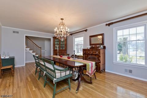 19 Raleigh Ct, Berkeley Heights, NJ 07922 photo 10