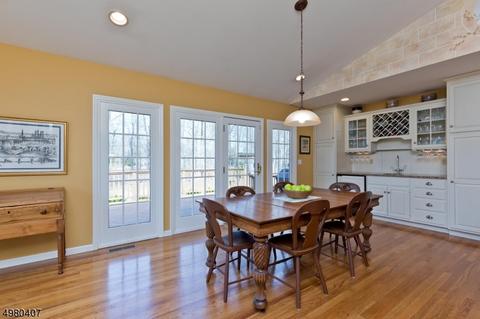 19 Raleigh Ct, Berkeley Heights, NJ 07922 photo 7