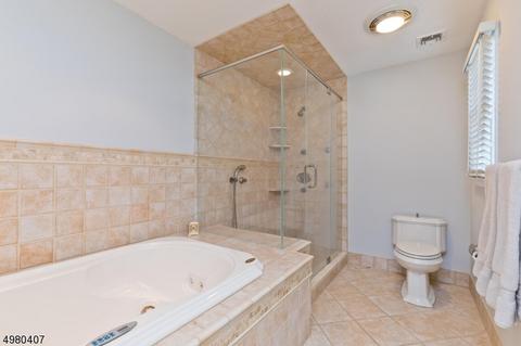 19 Raleigh Ct, Berkeley Heights, NJ 07922 photo 14