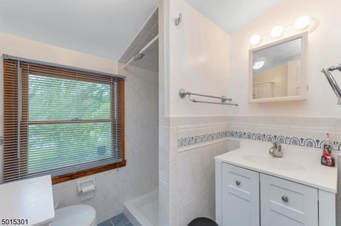 42 Christopher St, Dover, NJ 07801 photo 18