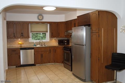 199 Knickerbocker Rd, Demarest, NJ 07627 photo 4