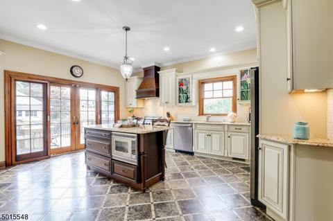 39 Beech St, Nutley, NJ 07110 photo 8
