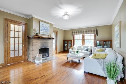39 Beech St, Nutley, NJ 07110 photo 4