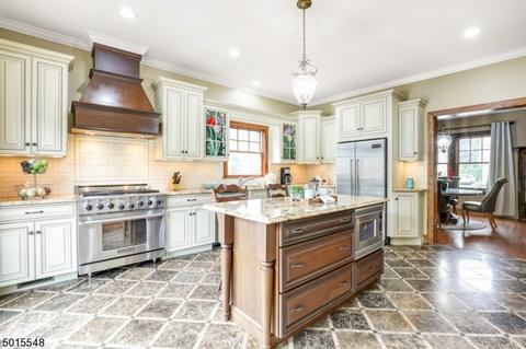 39 Beech St, Nutley, NJ 07110 photo 7