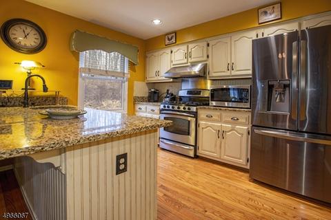 316 Carnegie Ct, Hackettstown, NJ 07840 photo 12