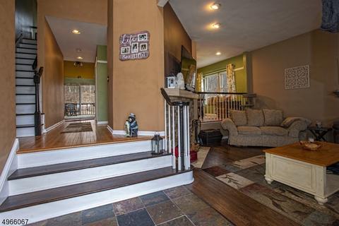 316 Carnegie Ct, Hackettstown, NJ 07840 photo 6