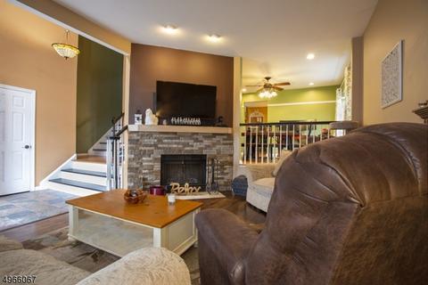 316 Carnegie Ct, Hackettstown, NJ 07840 photo 8