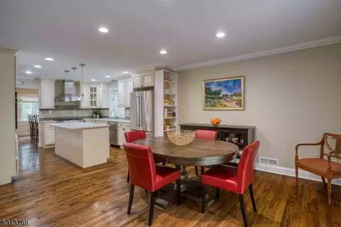 21 Acorn Dr, Summit, NJ 07901 photo 5