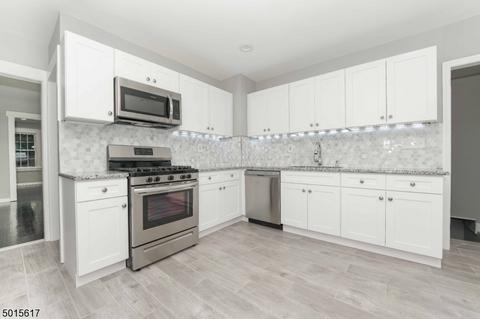 77 Passaic Ave, Hawthorne, NJ 07506 photo 3