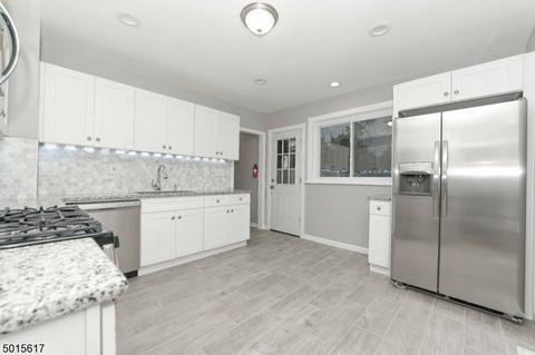 77 Passaic Ave, Hawthorne, NJ 07506 photo 4