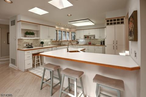 101 Hardscrabble Rd, Basking Ridge, NJ 07920 photo 11