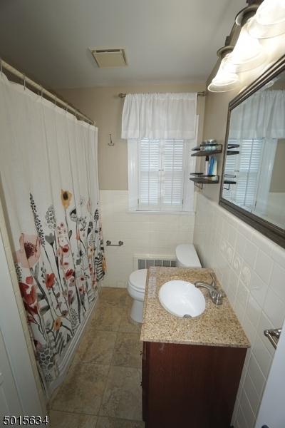 9 Shetland Dr, Clark, NJ 07066 photo 14