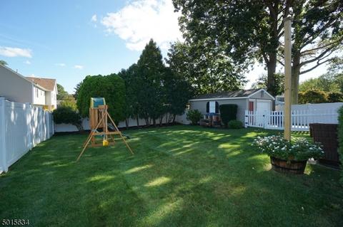 9 Shetland Dr, Clark, NJ 07066 photo 25