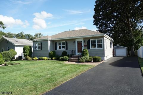 9 Shetland Dr, Clark, NJ 07066 photo 3