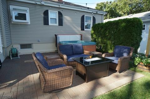 9 Shetland Dr, Clark, NJ 07066 photo 22