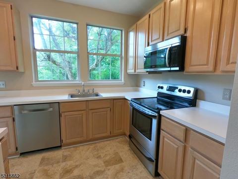 7 Mallard Ln, Bedminster, NJ 07921 photo 4