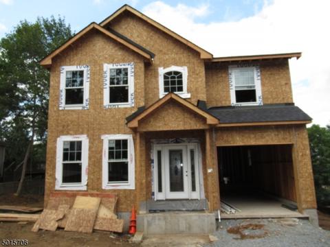 215 W Chrystal St, Dover, NJ 07801 photo 1