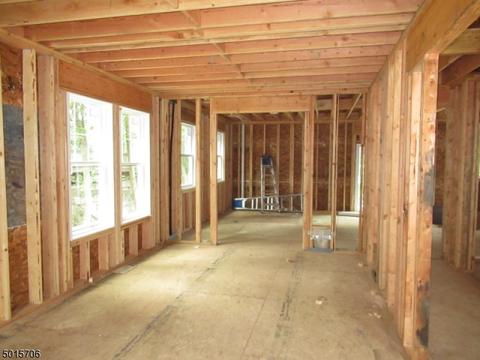 215 W Chrystal St, Dover, NJ 07801 photo 4