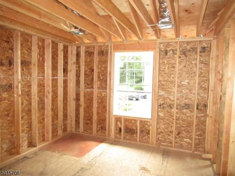 215 W Chrystal St, Dover, NJ 07801 photo 9