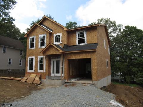 215 W Chrystal St, Dover, NJ 07801 photo 2