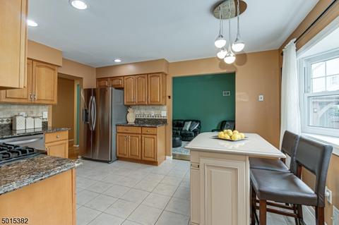 117 Parkside Dr, Union, NJ 07083 photo 8
