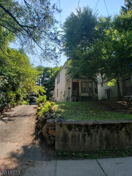 237 N Fullerton Ave, Montclair, NJ 07042 photo 2