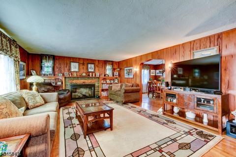 25 Chestnut St, Bound Brook, NJ 08805 photo 5