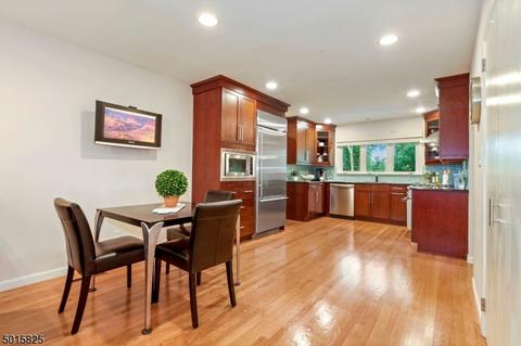 27 Rock Spring Rd, West Orange, NJ 07052 photo 8