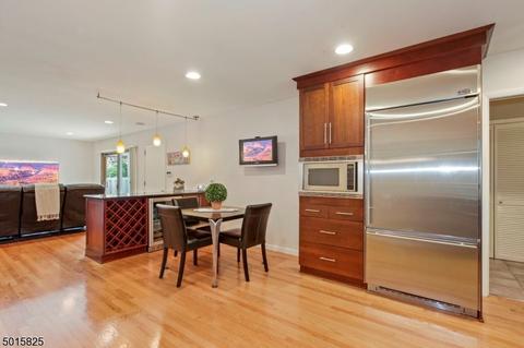 27 Rock Spring Rd, West Orange, NJ 07052 photo 9