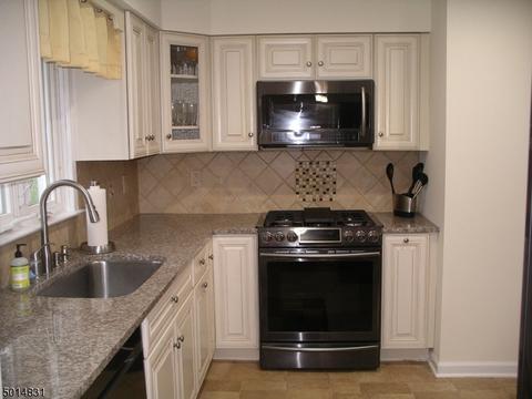 211 Riverview Rd, Bridgewater, NJ 08807 photo 11