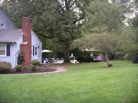 211 Riverview Rd, Bridgewater, NJ 08807 photo 2
