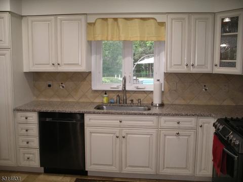 211 Riverview Rd, Bridgewater, NJ 08807 photo 10