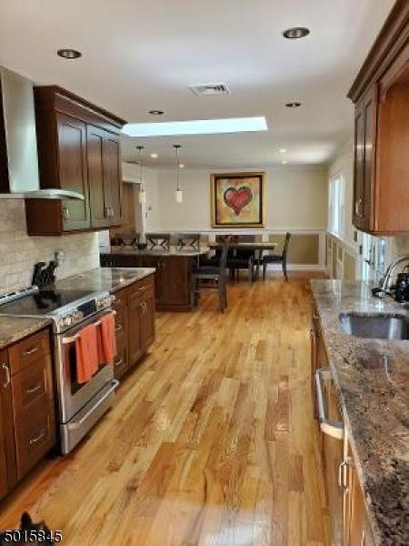 11 Nairn Pl, Nutley, NJ 07110 photo 3