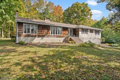 69 Maple Grange Rd, Vernon, NJ 07462 photo 1