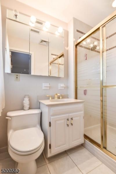 15 Ayers Ln, Clark, NJ 07066 photo 14