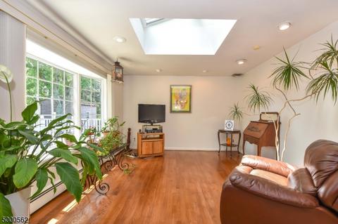 15 Ayers Ln, Clark, NJ 07066 photo 11